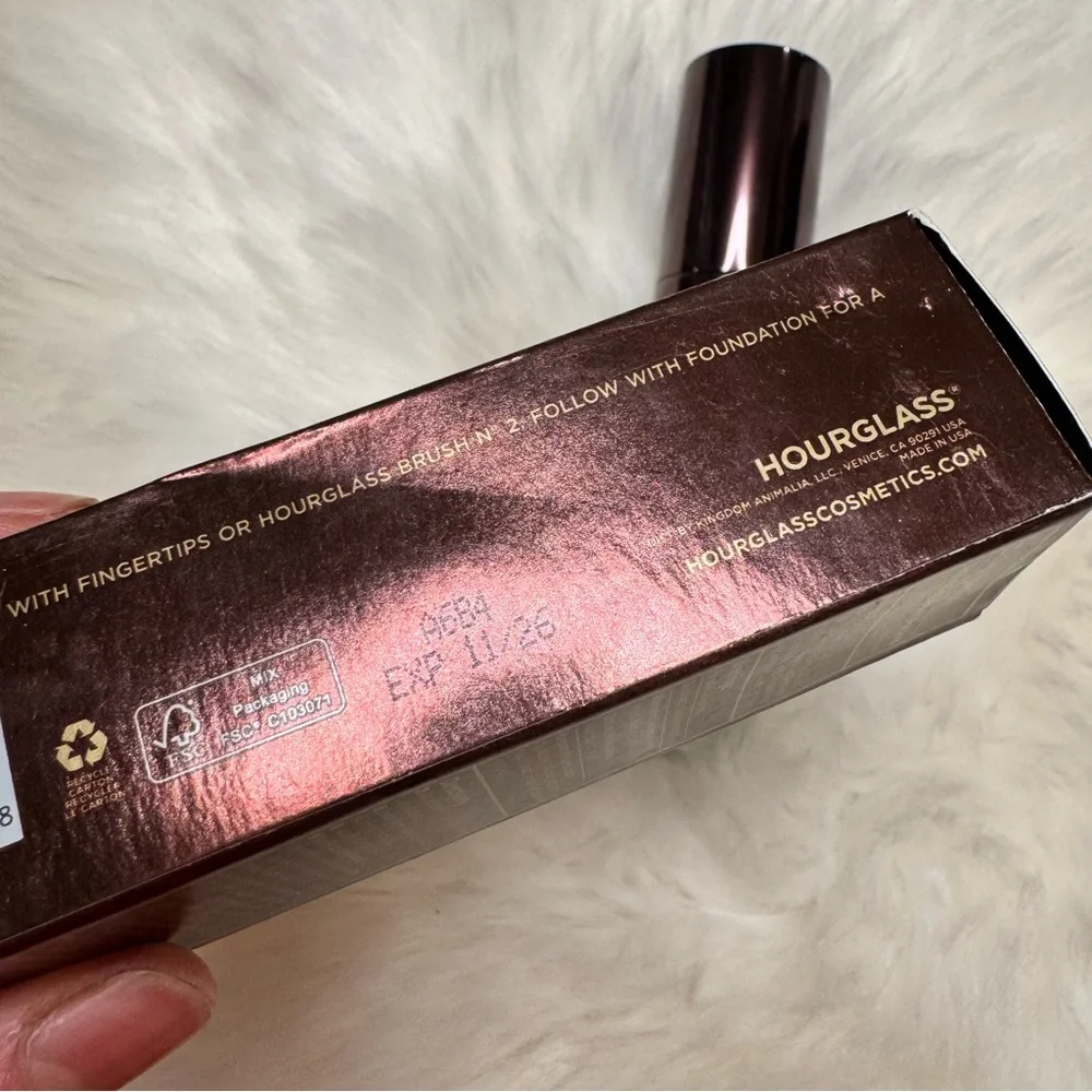 NIB Hourglass Veil Mineral Primer 1 oz. / 30 mL - Picture 3 of 11